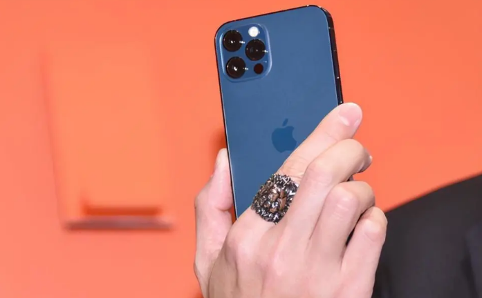 偃师苹果手机维修分享iPhone12系列重启方法教程 